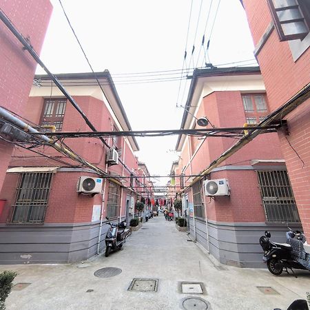 Shanghai Yi Du B&B - Near People'S Square Metro Station And The Bund Exteriör bild