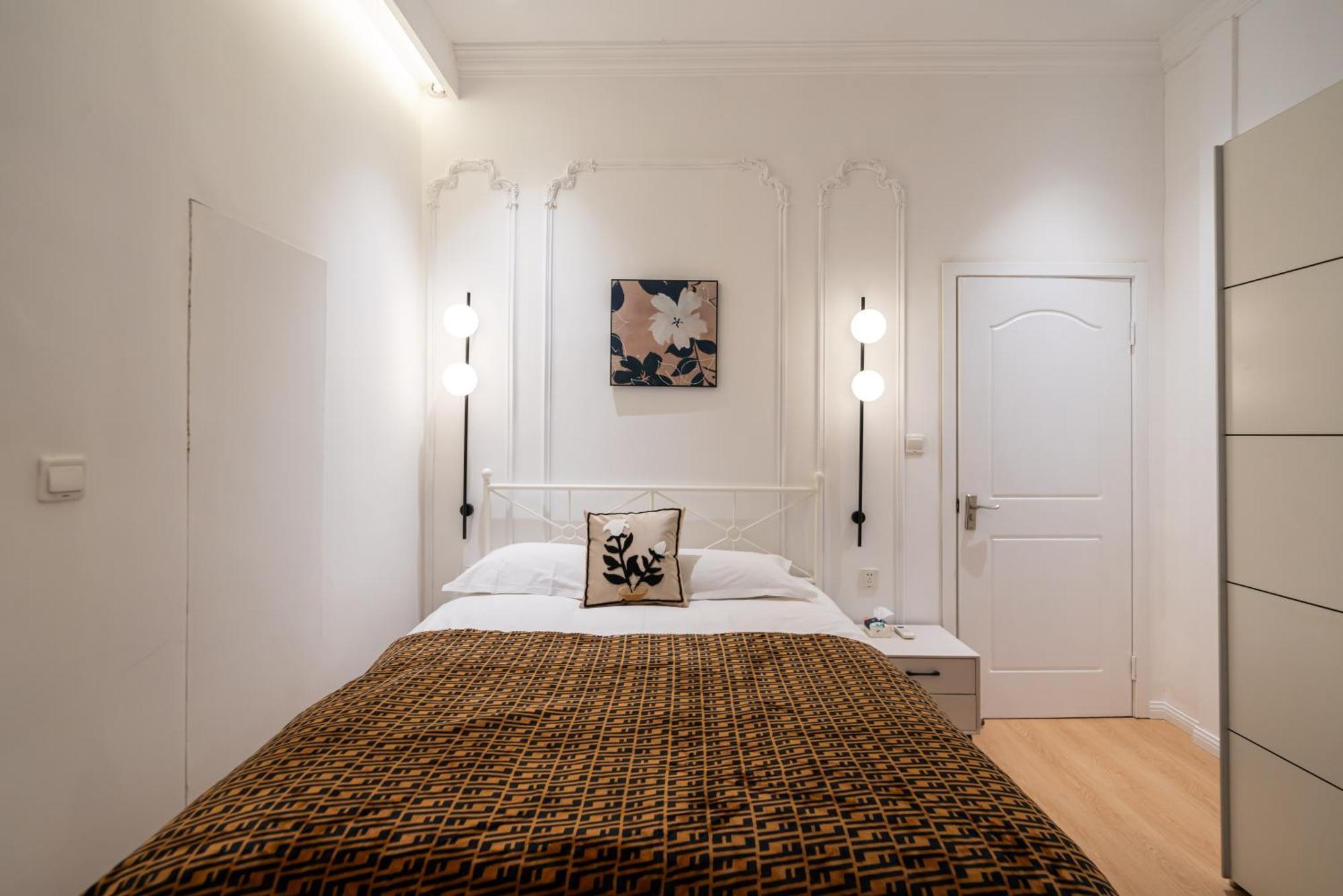 Shanghai Yi Du B&B - Near People'S Square Metro Station And The Bund Exteriör bild