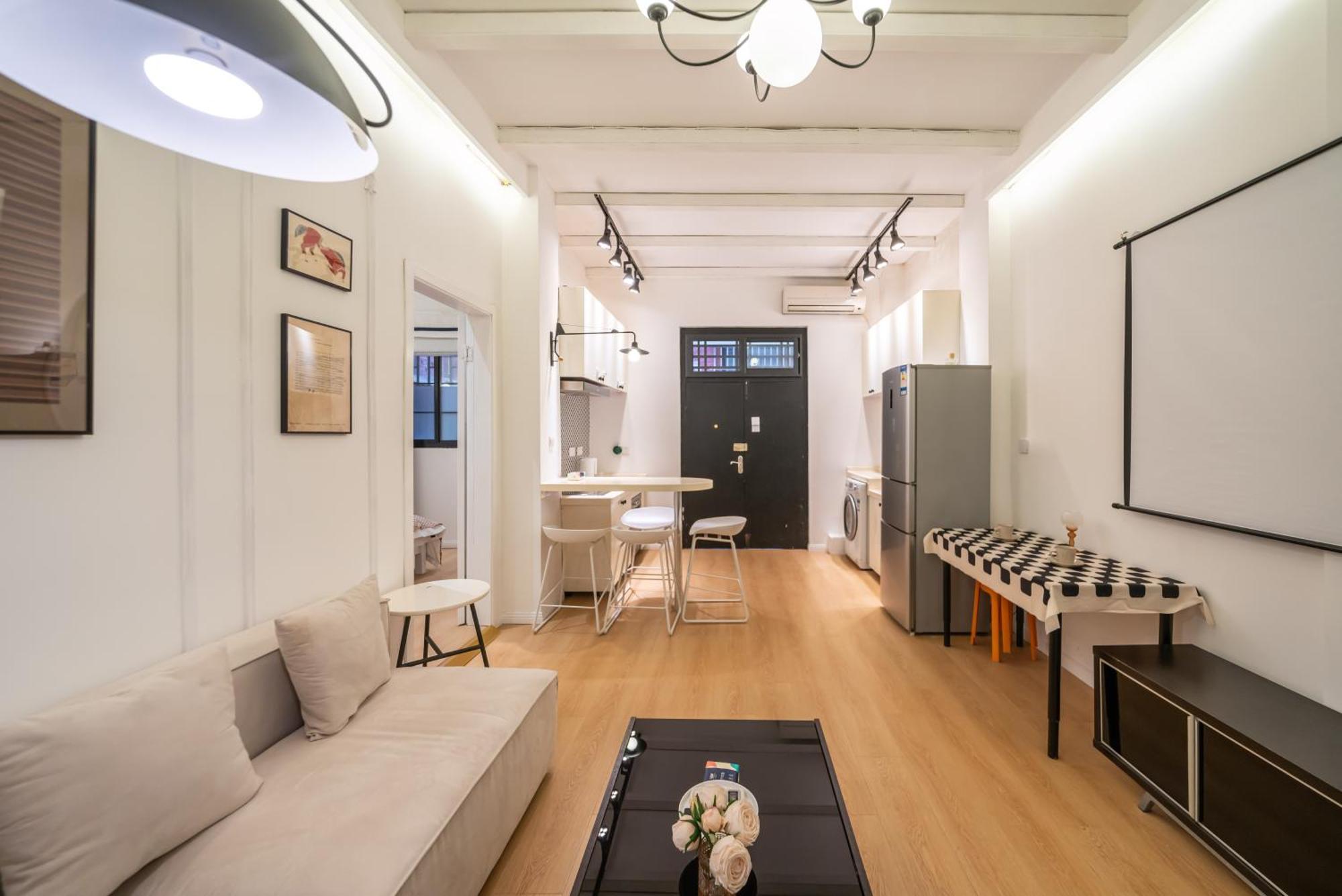 Shanghai Yi Du B&B - Near People'S Square Metro Station And The Bund Exteriör bild